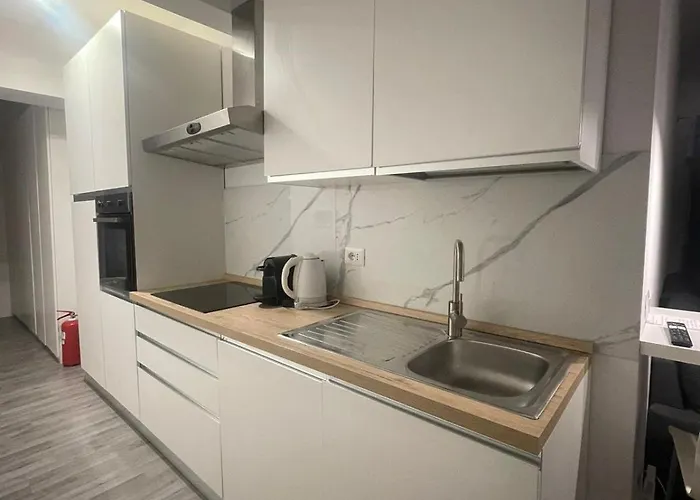 Cozy Design Studio Apartment In Porta Maggiore.
